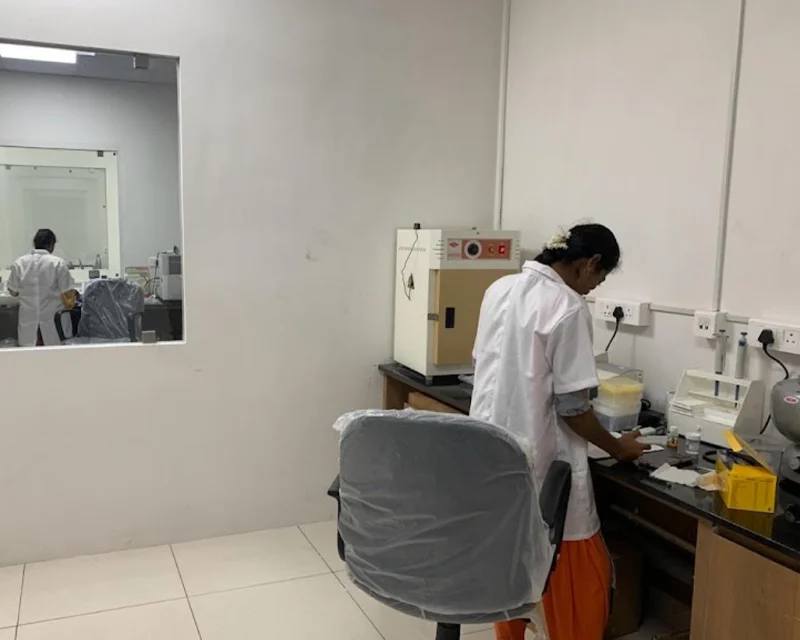 Laboratory equipment